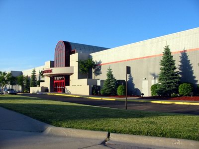 AMC John R 15 - June 2002 (newer photo)